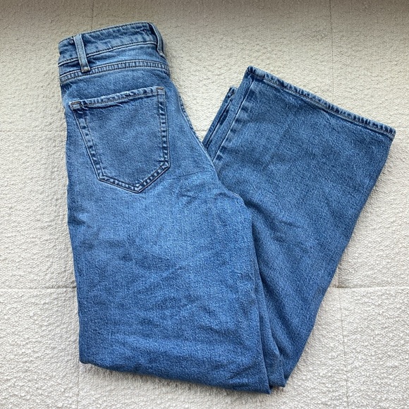 NWOT - Z1975 HIGH-WAISTED CROPPED STRAIGHT JEANS MID-BLUE 0/6164/040/427/32 - Picture 2 of 5